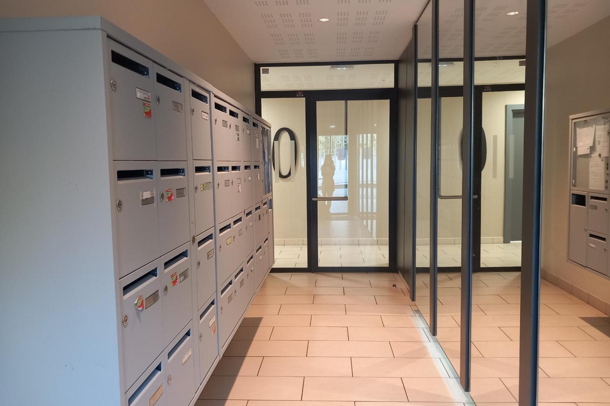 69A - Cosy Studio Ideally Located Lyon Gerland ภายนอก รูปภาพ
