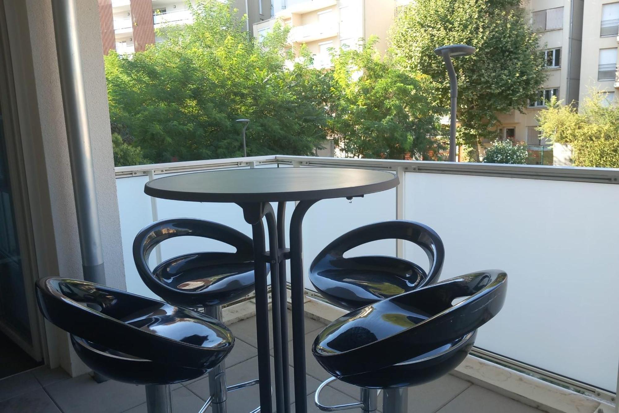 69A - Cosy Studio Ideally Located Lyon Gerland ภายนอก รูปภาพ